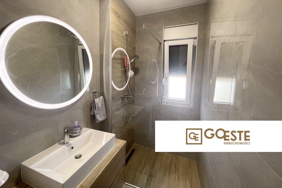 Luksusowy apartament z widokiem na morze - REF ID: 2035/100 w Trogir Chorwacja Trogir Luxury Apartment With Sea View For Sale