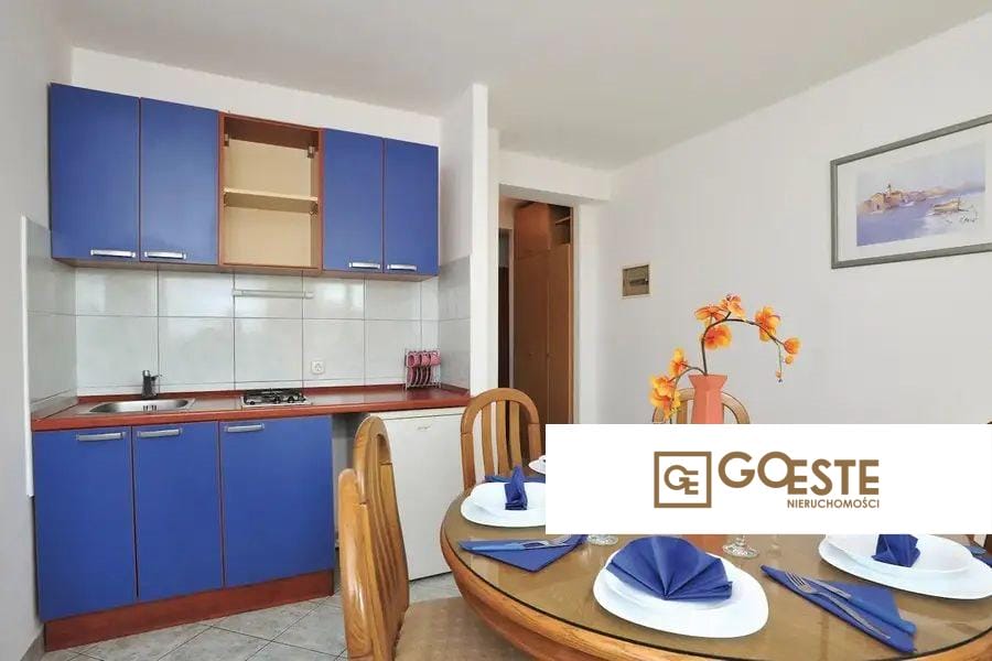 Dom apartamentowy blisko morza - REF ID: 5066/30 w Rogoźnica Chorwacja Rogoznica Apartment House Near The Sea For Sale