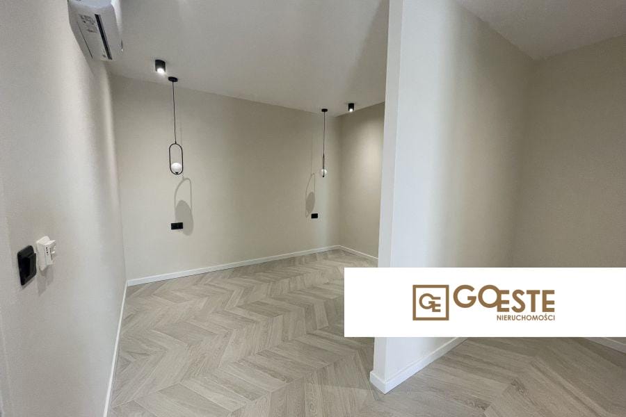 Nowo wybudowana willa z basenem - REF ID: 2035/116 w Trogir Chorwacja Trogir House With Pool For Sale