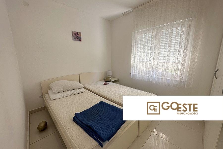 Dom apartamentowy z widokiem na morze - REF ID: 2036/67 w Rogoźnica Chorwacja Rogoznica House For Sale