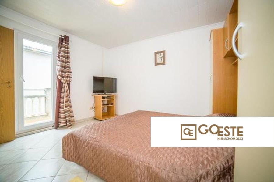 Dom z apartamentami - REF ID: 2037/17 w Trogir Chorwacja Near Trogir Apartment House For Sale