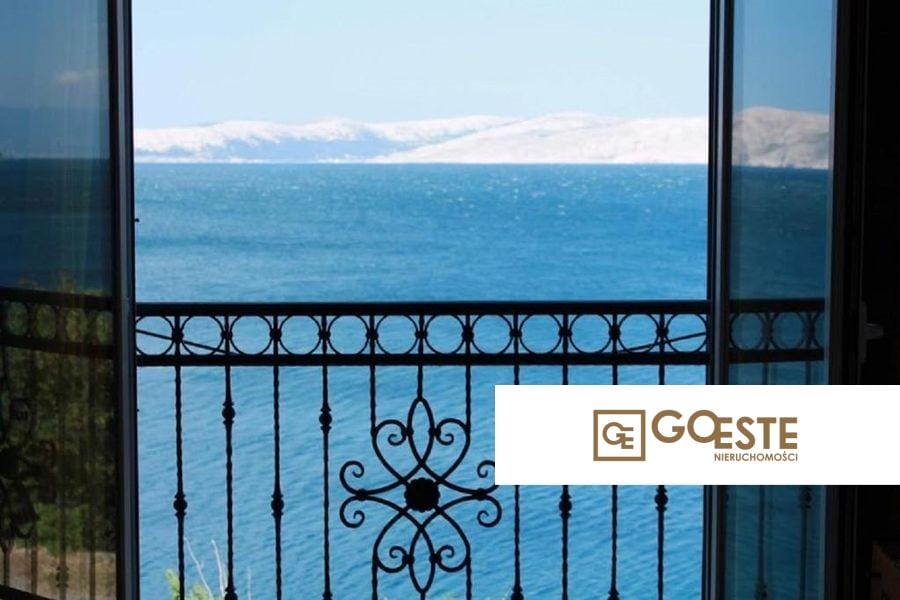 Dom z apartamentami w pierwszym rzędzie do morza - REF ID: 5242/30 w Senj Chorwacja Senj Apartment House First Row To The Sea For Sale