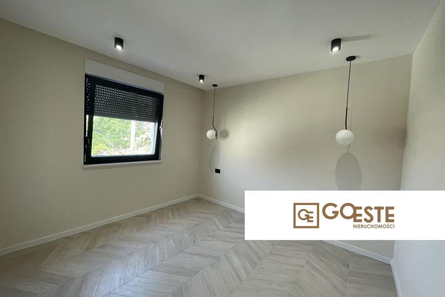 Nowo wybudowana willa z basenem - REF ID: 2035/116 w Trogir Chorwacja Trogir House With Pool For Sale