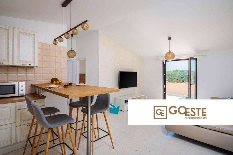 Dalmatyńska posiadłość z basenem i gajem oliwnym - REF ID: 2021/235 w Trogir Chorwacja Trogir Dalmatian Estate For Sale