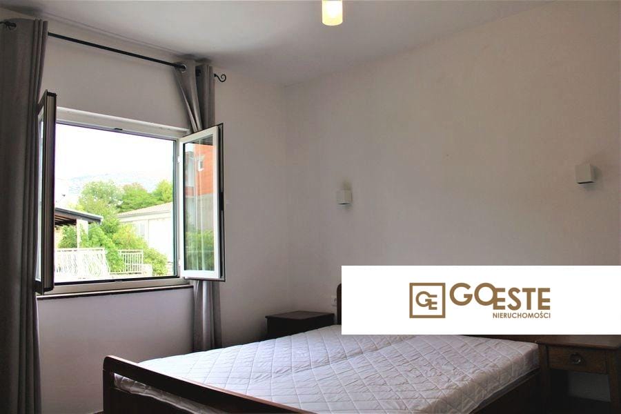 Dom z widokiem na morze - REF ID: 2030/01 w Trogir Chorwacja Trogir House With Sea View For Sale