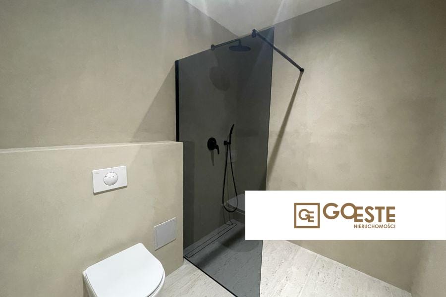 Nowo wybudowana willa z basenem - REF ID: 2035/116 w Trogir Chorwacja Trogir House With Pool For Sale