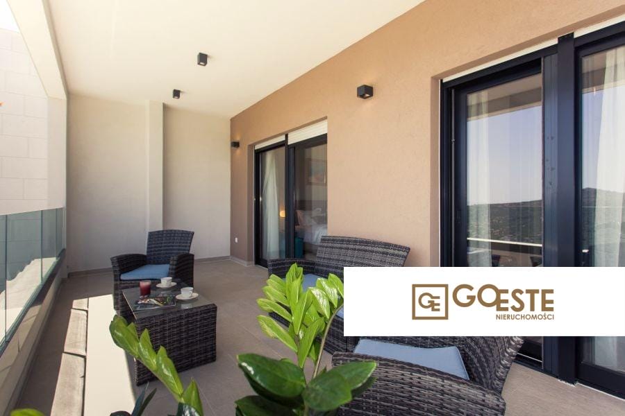 Willa z basenem i widokiem na morze - REF ID: 2035/82a w Trogir Chorwacja A Marina Luxury Villas With Sea View For Sale