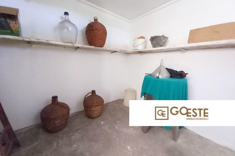 Dom z dużym ogrodem - REF ID: 2031/83 w Trogir Chorwacja Trogir House With Large Garden For Sale