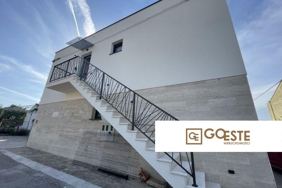 Nowo wybudowana willa z basenem - REF ID: 2035/116 w Trogir Chorwacja Trogir House With Pool For Sale