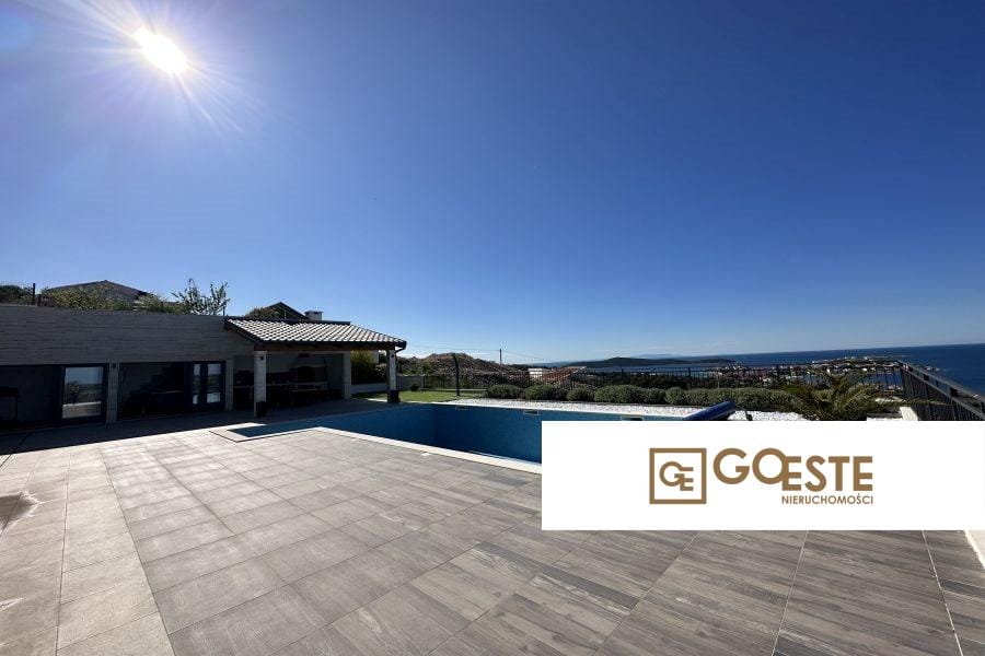 Willa z panoramicznym widokiem na morze - REF ID: 2043/65 w Rogoźnicy Chorwacja Rogoznica Villa With Sea View For Sale