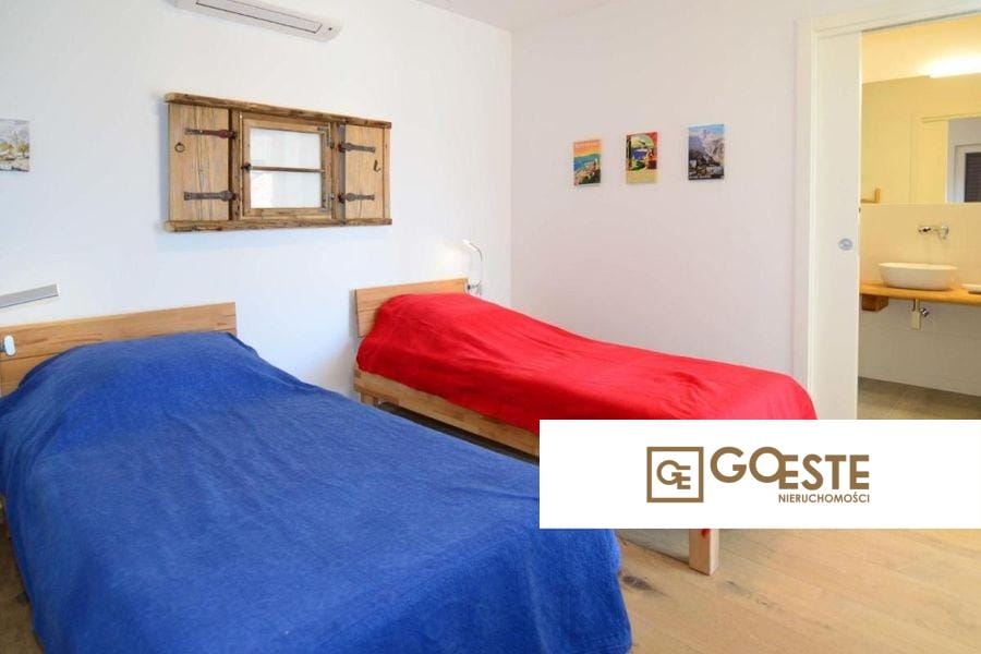 Dom wolnostojący lub bliźniak z widokiem na morze - REF ID: 2035/88 w Trogir Chorwacja Near Trogir Two Houses With Sea View For Sale