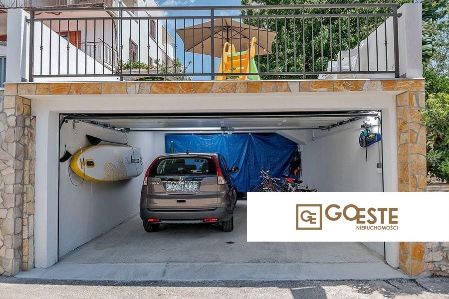 Dom wolnostojący z widokiem na morze - REF ID: 2030/43 w Trogir Chorwacja Trogir House With Sea View For Sale