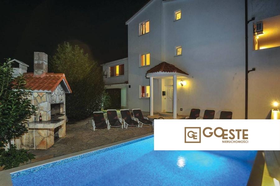 Dom apartamentowy blisko morza - REF ID: 5066/30 w Rogoźnica Chorwacja Rogoznica Apartment House Near The Sea For Sale