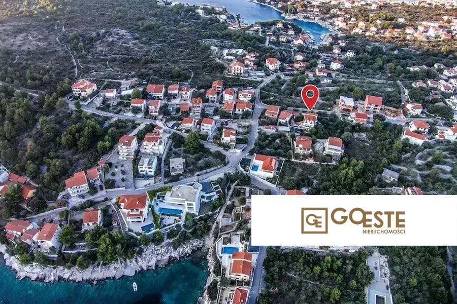 Dom apartamentowy blisko morza - REF ID: 5066/30 w Rogoźnica Chorwacja Rogoznica Apartment House Near The Sea For Sale