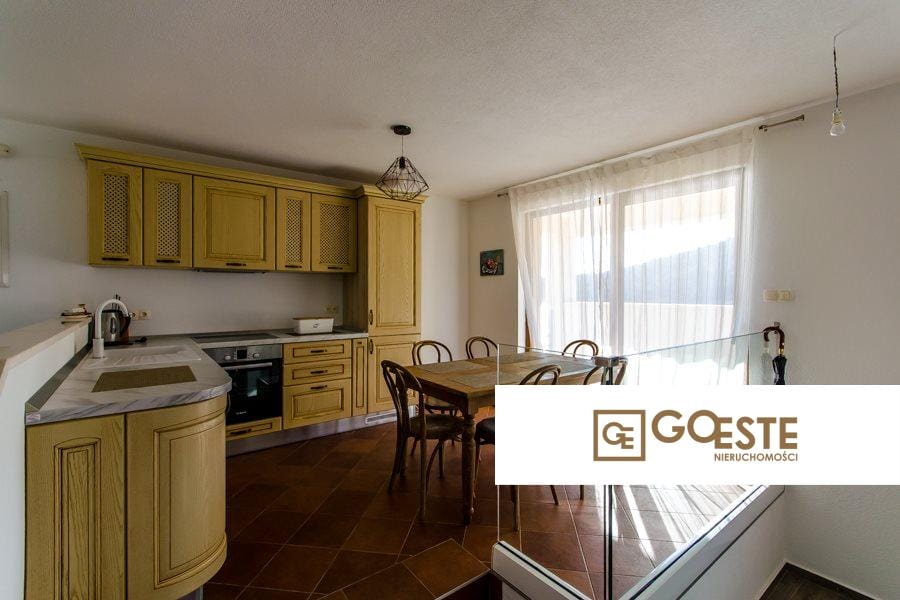 Dom w pierwszym rzędzie do morza - REF ID: 2031/67 w Trogir Chorwacja Trogir Area Villa By The Sea For Sale