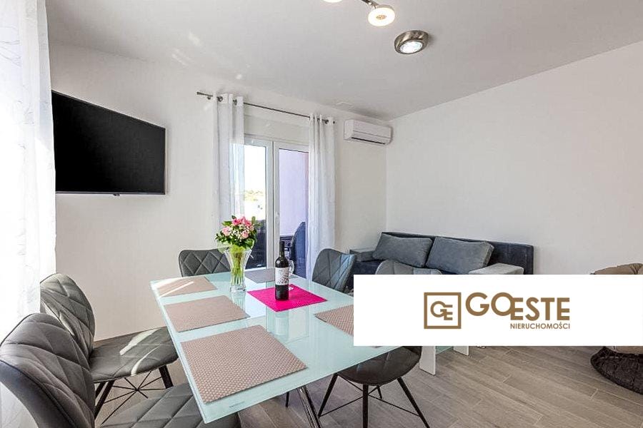 Dom apartamentowy w drugim rzędzie do morza - REF ID: 2013/144 w Rogoźnica Chorwacja Rogoznica Area Apartment House Sea View For Sale