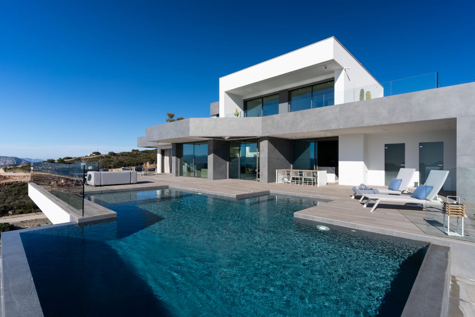 VILLAS w Cumbre del Sol, alicante, hiszpania J Vapf Night Sn