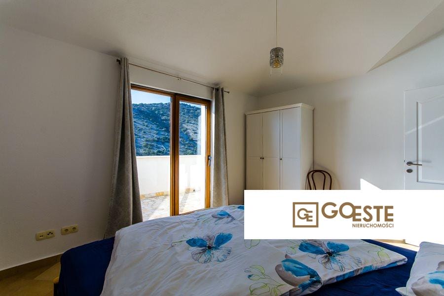 Dom w pierwszym rzędzie do morza - REF ID: 2031/67 w Trogir Chorwacja Trogir Area Villa By The Sea For Sale