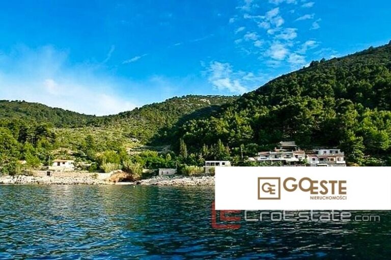 Dom wolnostojący, na sprzedaż - ID REF: 3483/30 w Hvar Chorwacja Hvar House Sea Front
