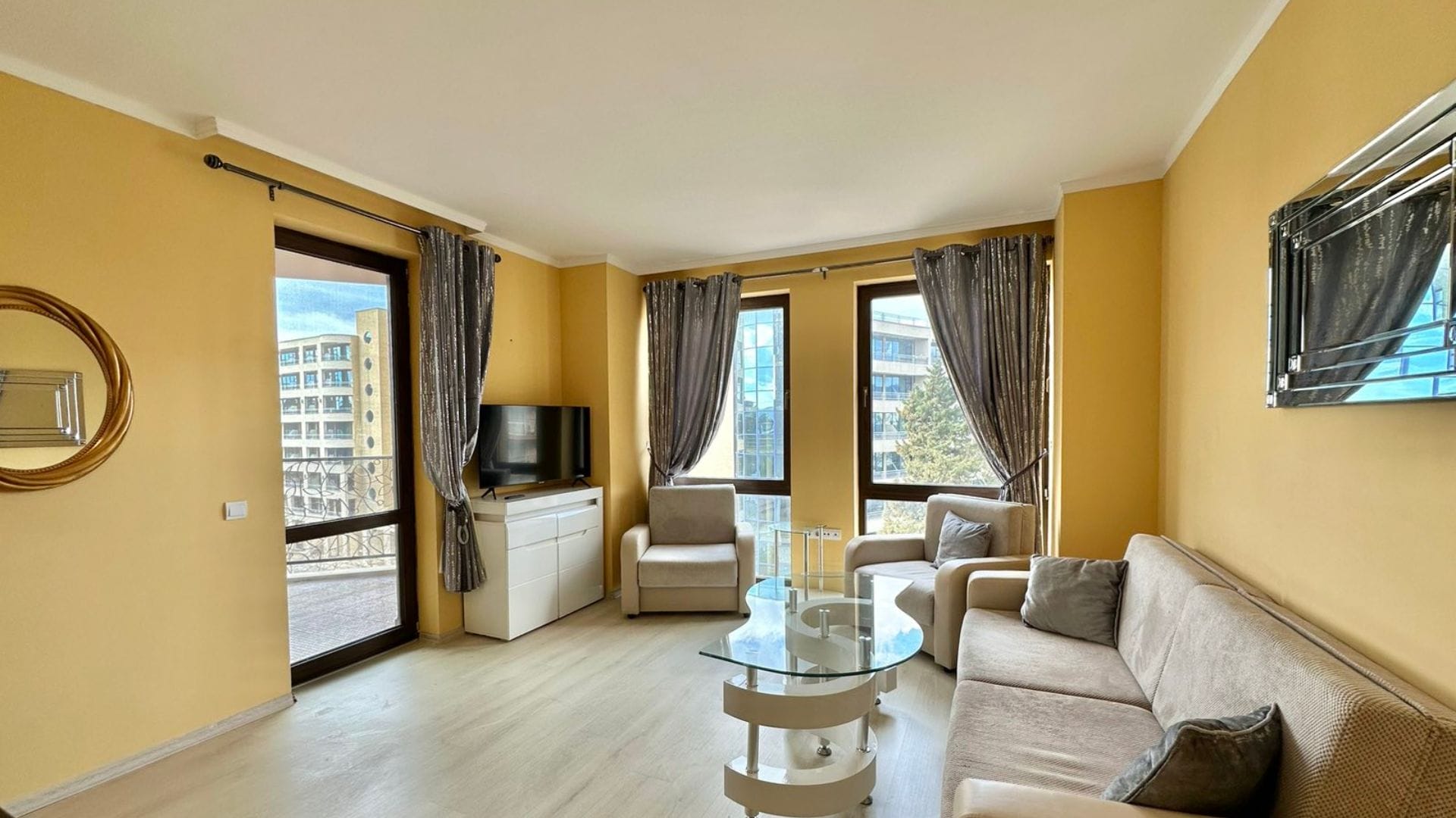 Mieszkanie z dwiema sypialniami w kompleksie Barcelo Royal Beach, Słoneczny Brzeg E B D B