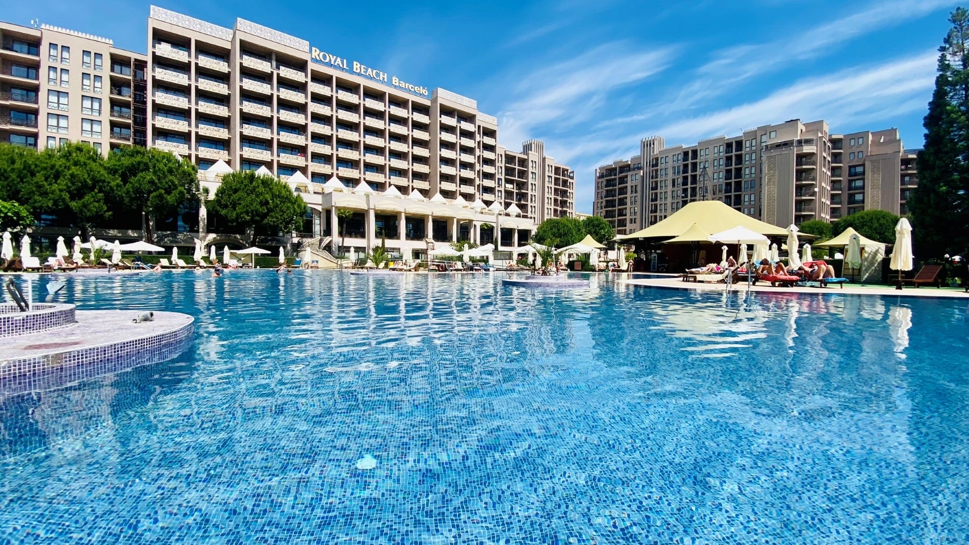 Mieszkanie z dwiema sypialniami w kompleksie Barcelo Royal Beach, Słoneczny Brzeg A D C C D F D D