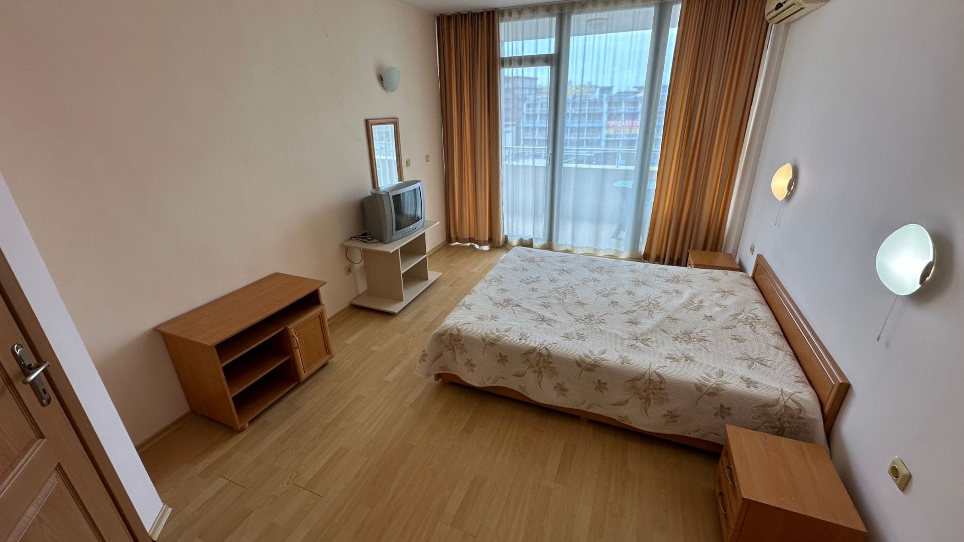 Mieszkanie z jedną sypialnią w kompleksie Trakia, Słoneczny Brzeg Bb E D C A D D Beb C B D