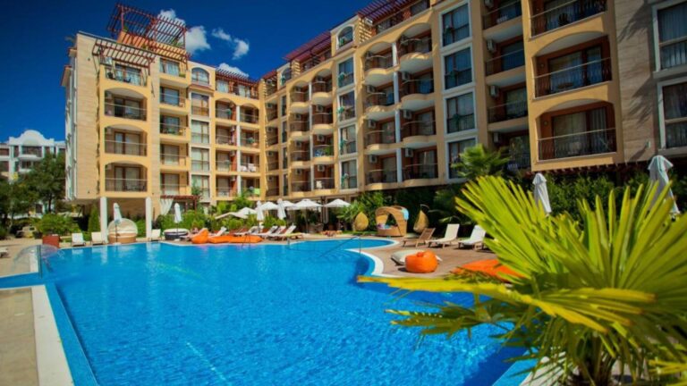 Mieszkanie z dwiema sypialniami w Harmony Suites 2, Słoneczny Brzeg D E Adb Bcf Edc F Afb C