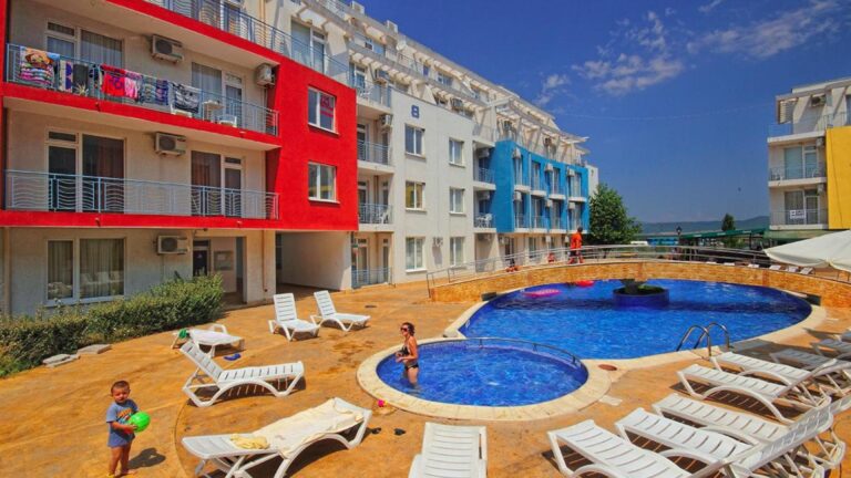 Mieszkanie z dwiema sypialniami w Sunny Day 3, Słoneczny Brzeg D Ea F Afeff E C D