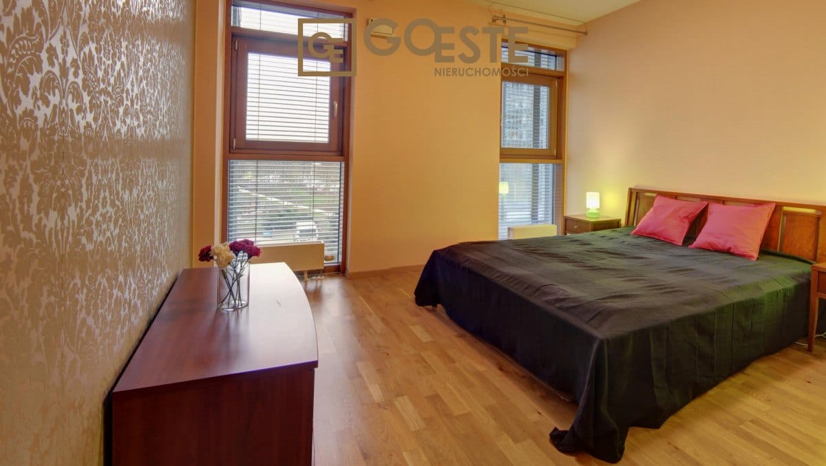 Apartament Muranów 2pok Metro Garaż Balkon Arkadia Go Max