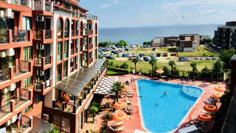 Trzypokojowe mieszkanie 90 m2 w Nesebyr w Bułgarii na sprzedaż  GoESTE Nieruchomości 3bea28367d45d67c12b3a5064847b18c