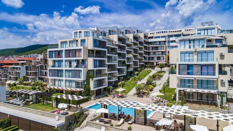 Dwupokojowe mieszkanie na sprzedaż w Świętym Własie 78,56 m2  GoESTE Nieruchomości 4feb5fad001461bec3fcbb48dce12653