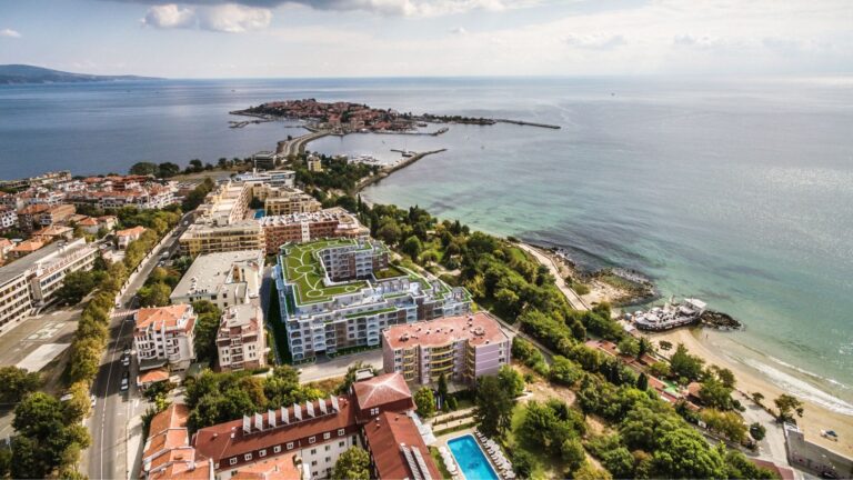 Luksusowe mieszkanie z dwiema sypialniami w Nesebyrze 120 m2  GoESTE Nieruchomości 510b714b2b89b1038557336c4baf2bd8