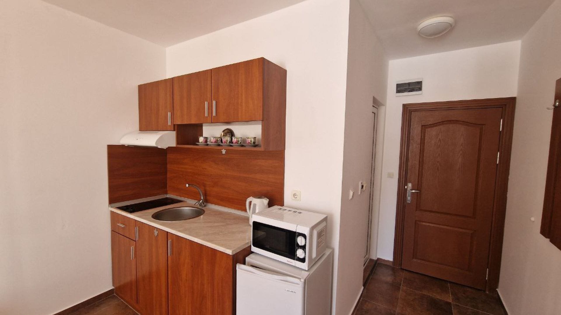 Przytulne studio 37 m2 w Słonecznym Brzegu z jedną sypialnią GoESTE Nieruchomości 9e36a47c01883d7864bb693d8f7c1d7b