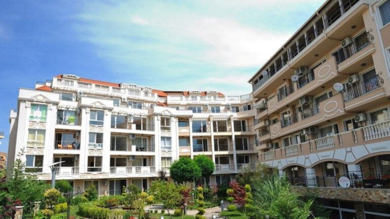 Dwupokojowe mieszkanie 52 m2 w sercu Nesebyru w Bułgarii  GoESTE Nieruchomości Ab32d77344087b76195a8357f24b617e