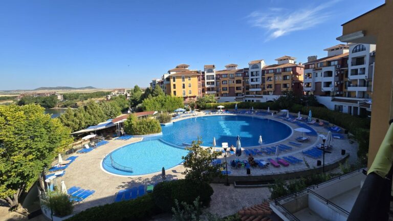 Studio z balkonem na sprzedaż. Pierwsza linia. Bułgaria, Marina cape, Aheloy GoESTE Nieruchomości 20240714_085016