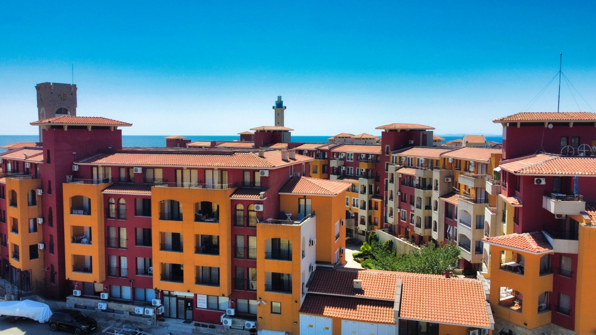 Mieszkanie na sprzedaż w resorcie nad morzem - Aheloy Marina Cape GoESTE Nieruchomości Dji_fly_20240714_114802_439_1720946901141_photo_optimized