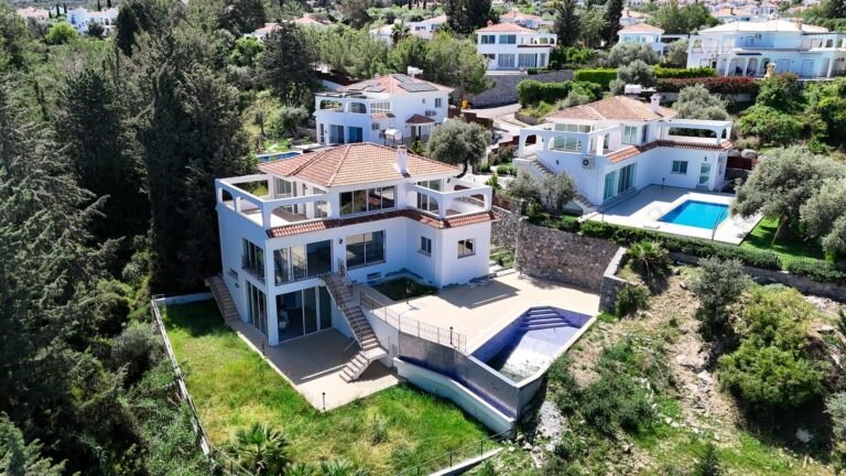 Willa 4+1 380m2 w Girne, Cypr  GoESTE Nieruchomości 1725610860-7