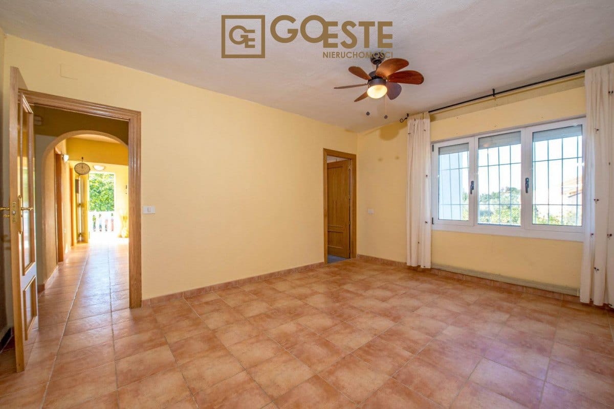 Willa 830m2 działki + basen, Hiszpania GoESTE Nieruchomości Go229229-53861949-max