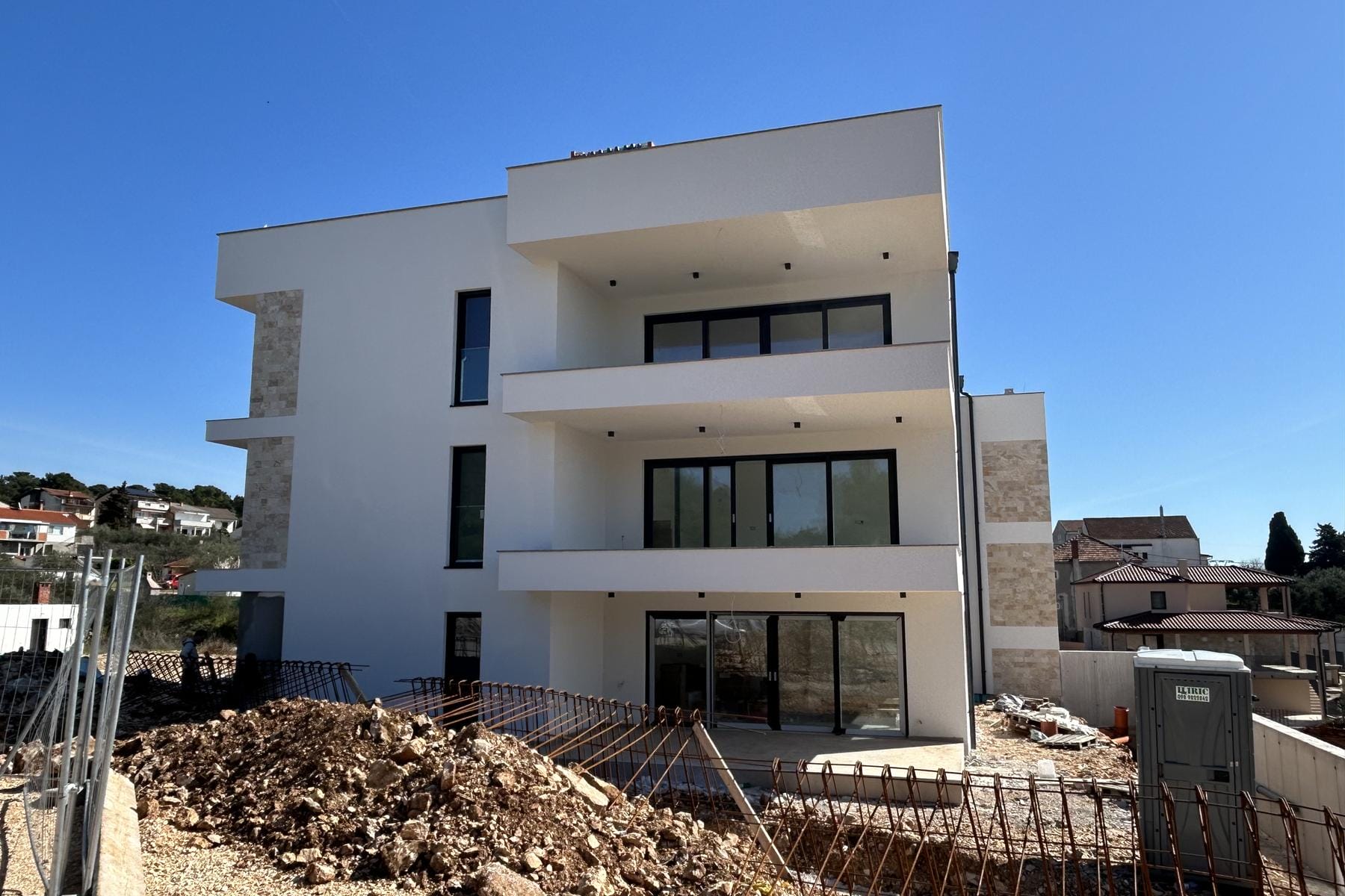 e3fe74582219fd18c1b3a48cedf16ff5