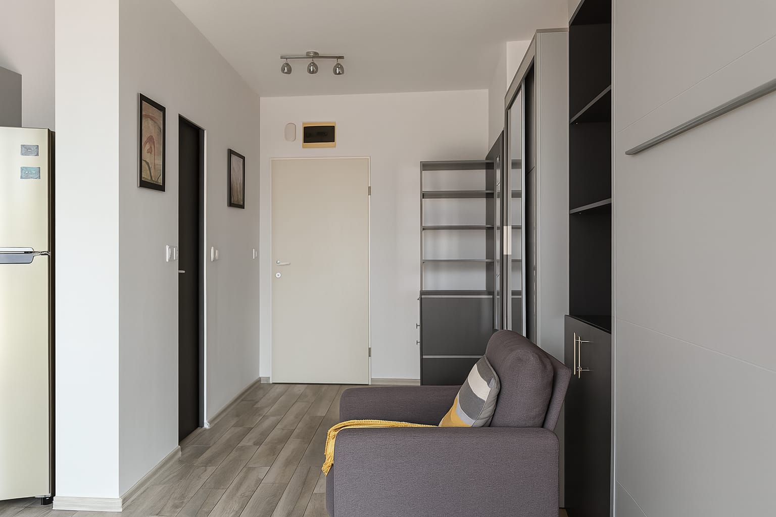 Apartament typu studio z widokiem na morze – Bułgaria, 30 m od plaży GoESTE Nieruchomości Zdjęcie Whatsapp 2025-06-29 O 19.48.27_419a5327